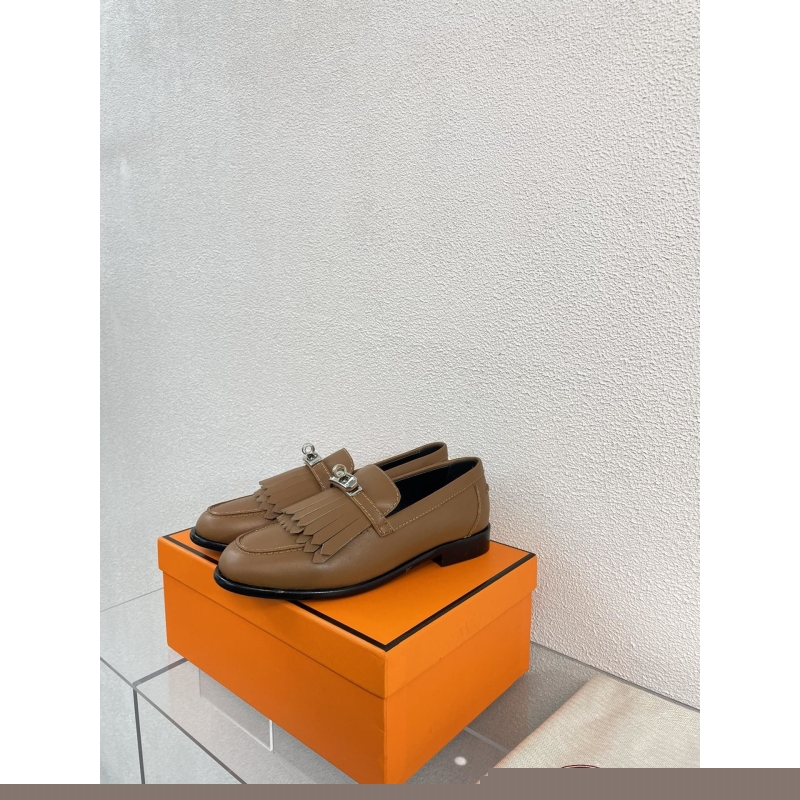 H**mes leather shoes